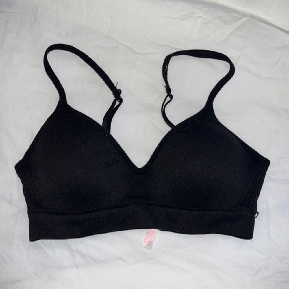 VICTORIA’S SECRET PINK SPORT BRALETTE